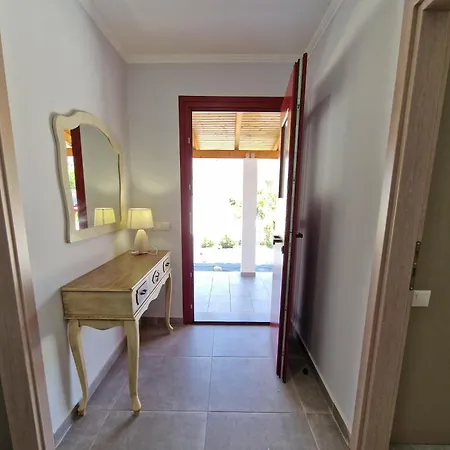 Feriehus Aggelikis House *